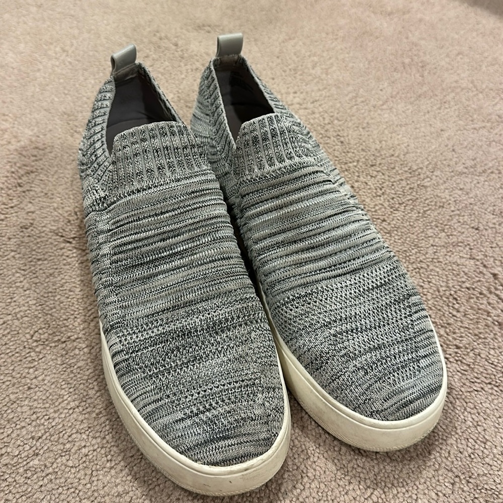 Steve Madden slip on sneakers